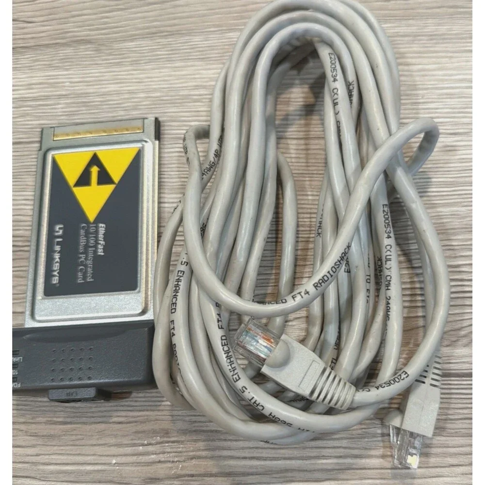 Linksys PCM200 EtherFast 10/100 Integrated CardBus PC Card Adapter w/ Cable